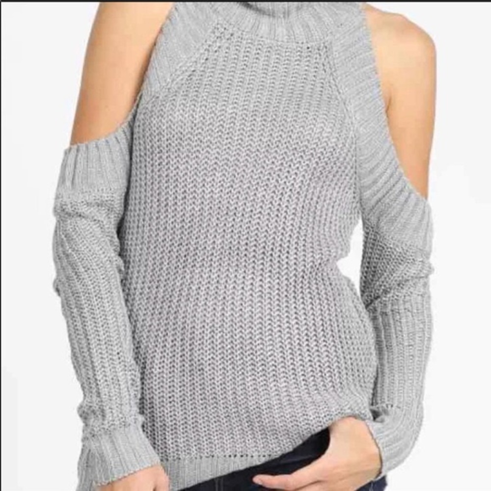 Fab'rik Boutique Chunky Knit Cold Shoulder Sweater